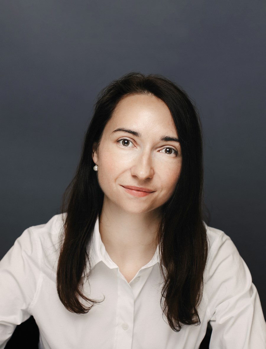 Olena V
