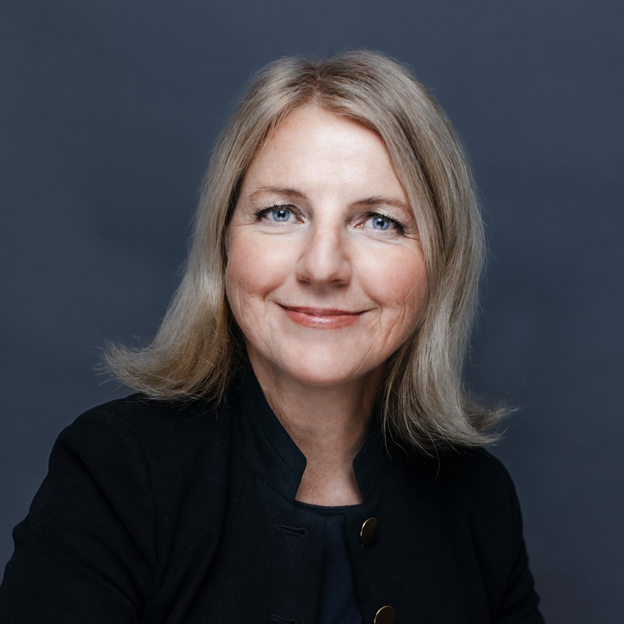 Pia Irell